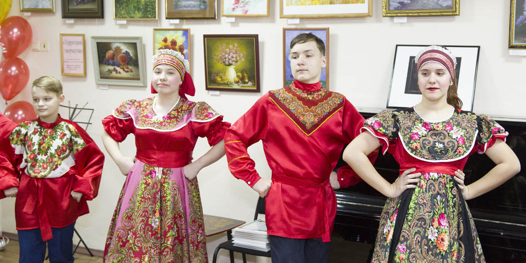 Очаг собирает друзей