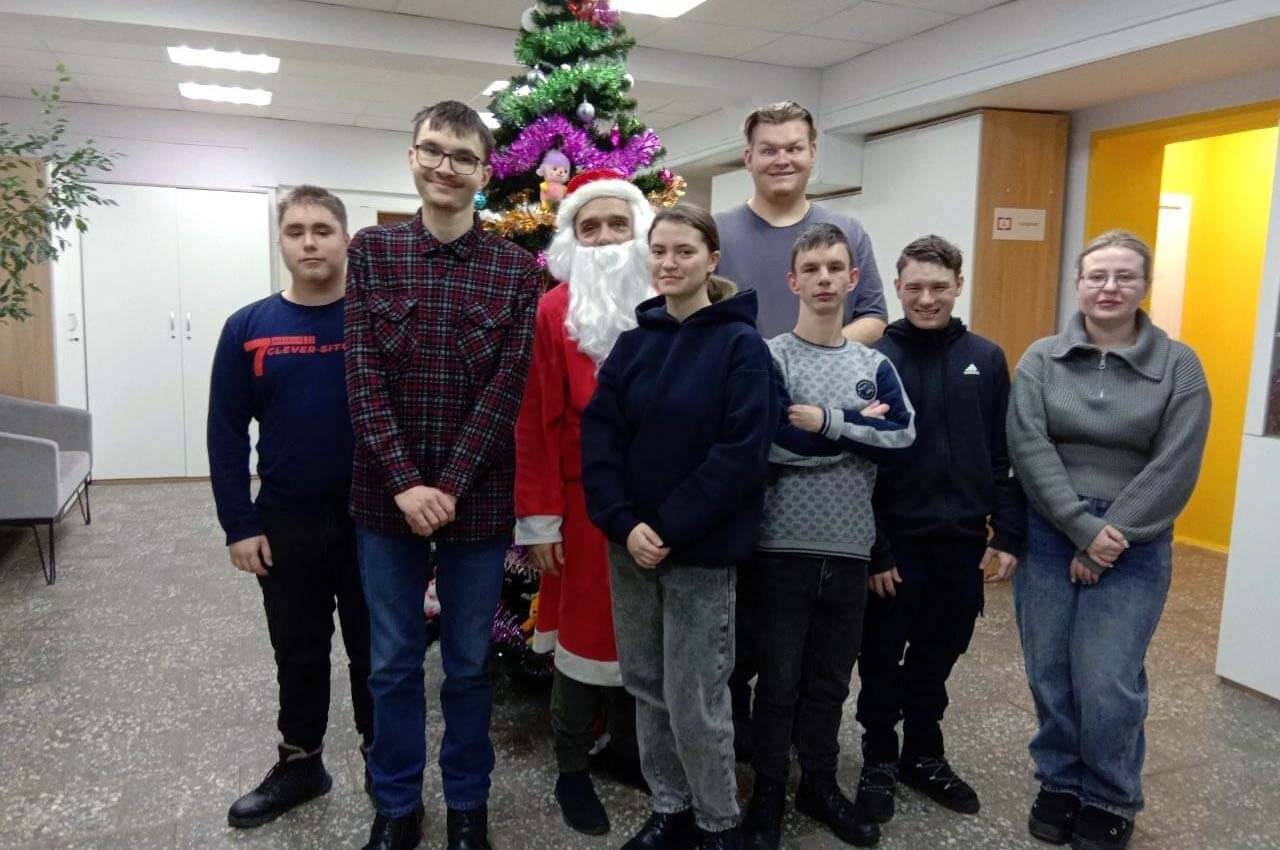 Новогодняя сказка: студенты колледжа погружаются в мир «Тайны снежной королевы»