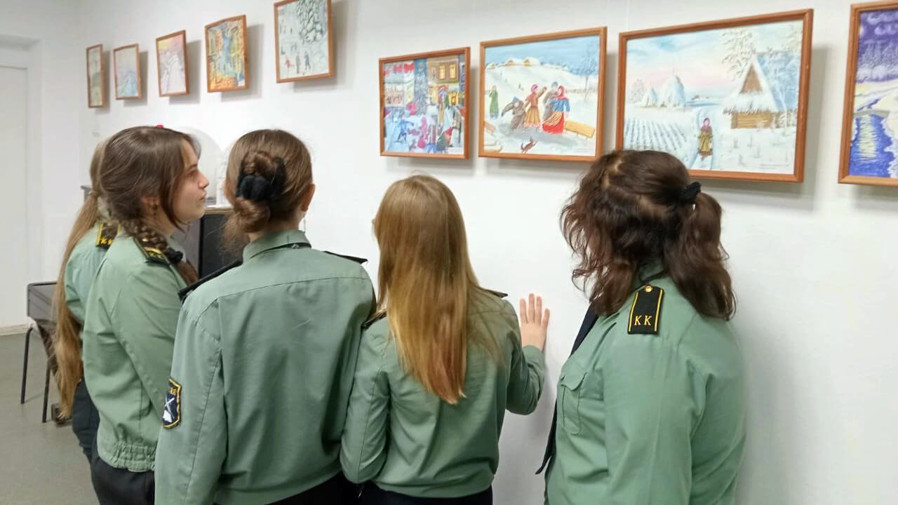 Искусство без преград: выставка талантов детей с ОВЗ в библиотеке «Очаг»